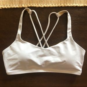 Lululemon Free to Be Sports Bra